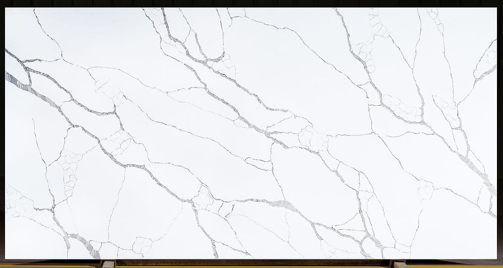 #5225 Calacatta Alaska quartz slab