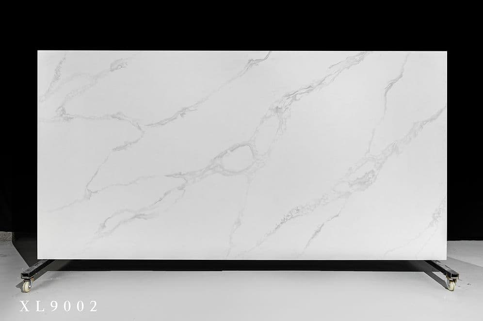 #9002 Calacatta Rocky quartz slab