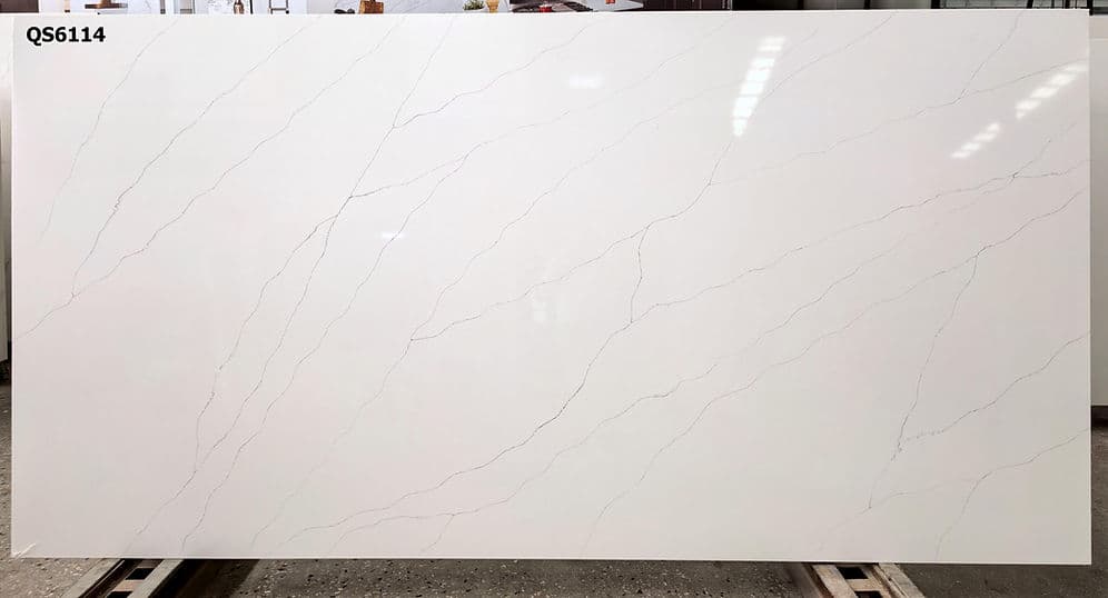 #6114 Calacatta Vined quartz slab
